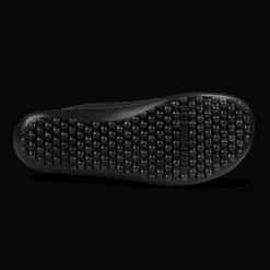 Leguano City – All Black