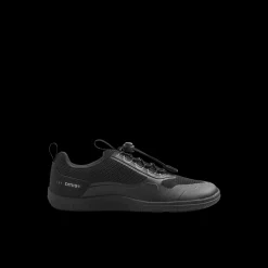 Reima Tallustelu – Black