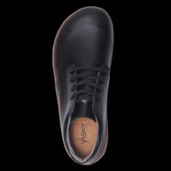Vasky Terry – Black
