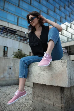 Vasky Terry – Pink